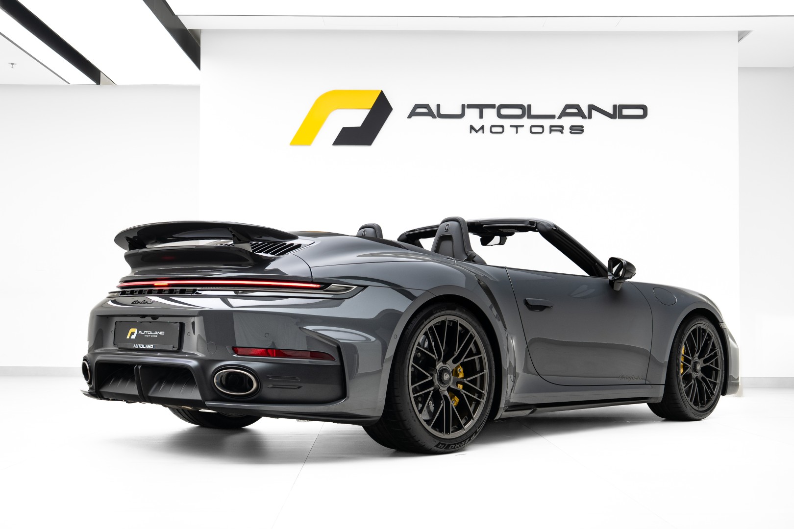2026 PORSCHE 911 TURBO S GCC SPECS – EXCELLENT CONDITION